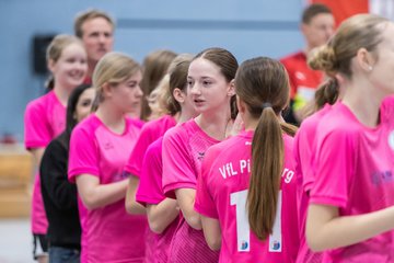 Bild 105 - C-Juniorinnen Loewinnen Cup